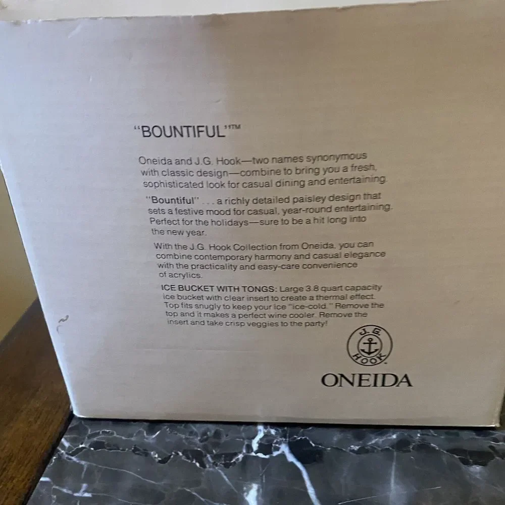 Oneida vintage hook